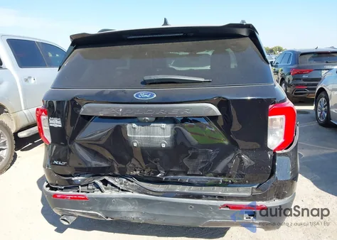 2023 Ford Explorer Xlt z USA, uszkodzony, nr VIN 1FMSK7DH5PGA09379